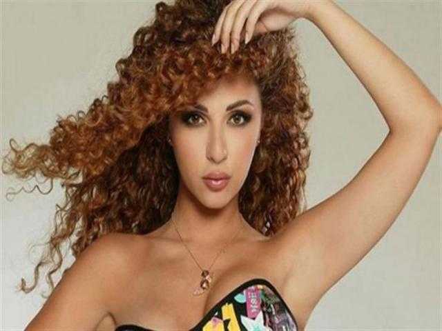 ميريام فارس تثور من جديد على أوضاع لبنان