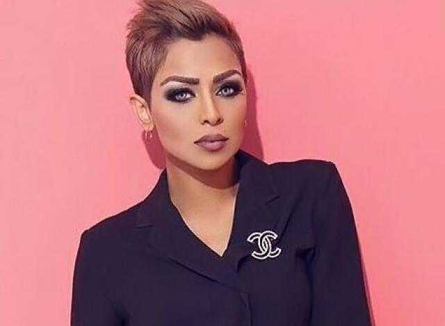 هند البلوشي تؤكد زواج عمرو دياب ودينا الشربيني