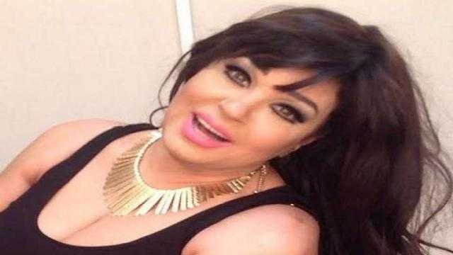 فيفي عبده محللة نفسية واجتماعية على «إنستجرام»