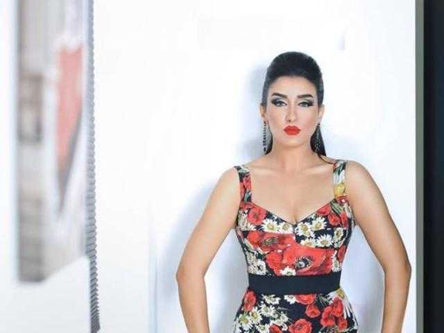خلال إجازتها الصيفية.. شاهد جيهان خليل بفوق الركبة (صور)