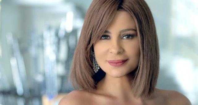 بإطلالة كلاسيكية.. كارول سماحة تخطف الأنظار على ”إنستجرام”