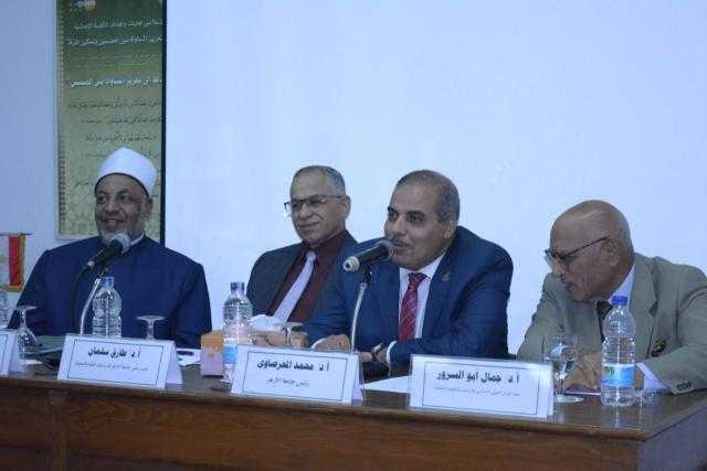 رئيس جامعة الأزهر يفتتح دورة المشورة وفحص راغبي الزواج