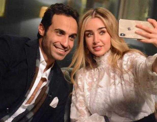 العريس من البيسين.. أحمد فهمي برفقة مصطفى خاطر قبل الزفاف مباشرةً