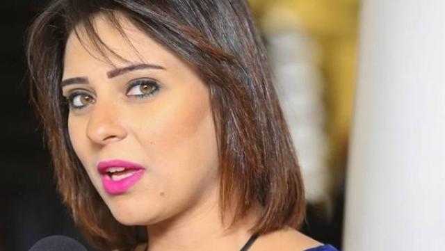 نورهان تستعرض جمالها من داخل سيارتها (صور)