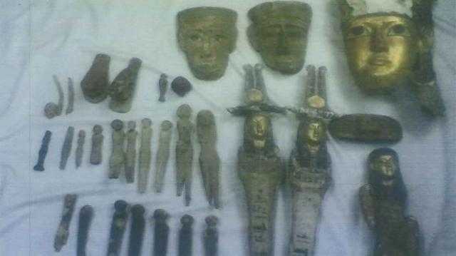 إحباط محاولة تهريب 11 قطعة أثرية بميناء الغردقة