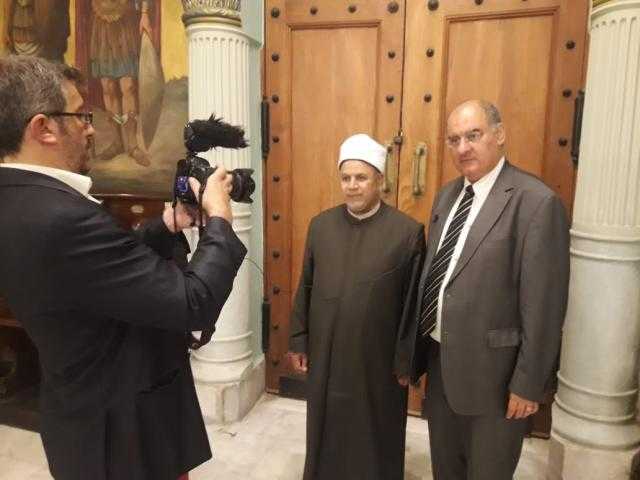 نائب رئيس جامعة الأزهر يشارك فى افتتاح كنيسة القديسين وسط ترحيب كبير 