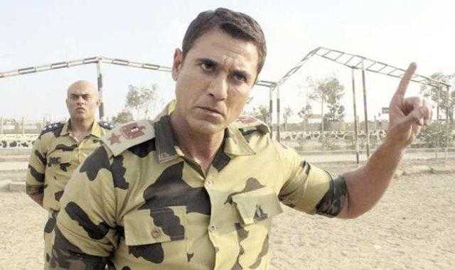 أحمد عز يستعد للجزء الثاني من «الممر»