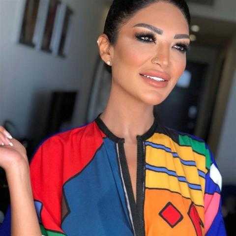شاهد إطلالة جذابة لـ سالي عبدالسلام (صور)