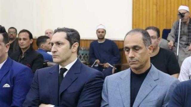 جمال وعلاء مبارك في عزاء طلعت زكريا