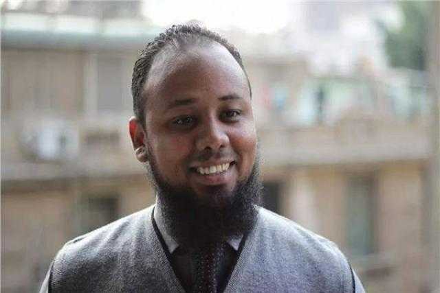 المحامي محمد الباقر يشيع جنازة والده في حراسة الداخلية