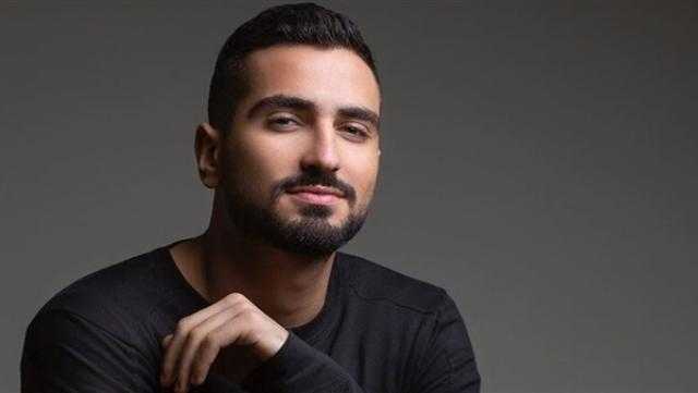 محمد الشرنوبي يطرح البوستر الرسمي لفيلم فرق خبرة