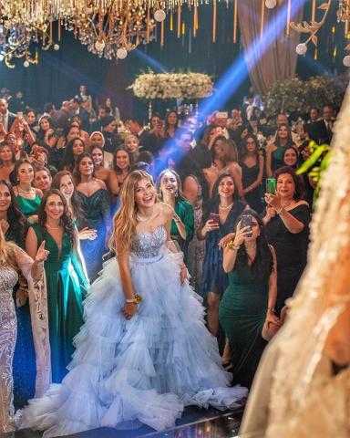 شاهد صور نادرة من حفل زفاف ملك قورة