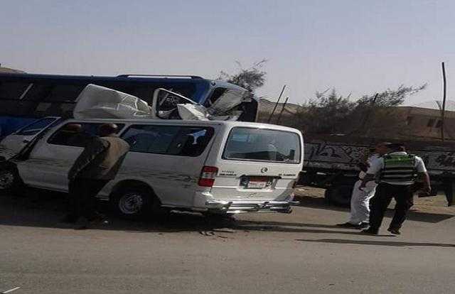 لسوء الطقس.. انقلاب سيارتين بزراعي إيتاي البارود