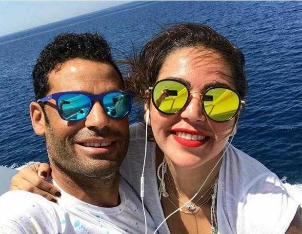 صور جديدة لـ «لقاء الخميسي» وزوجها تشعلان السوشيال ميديا