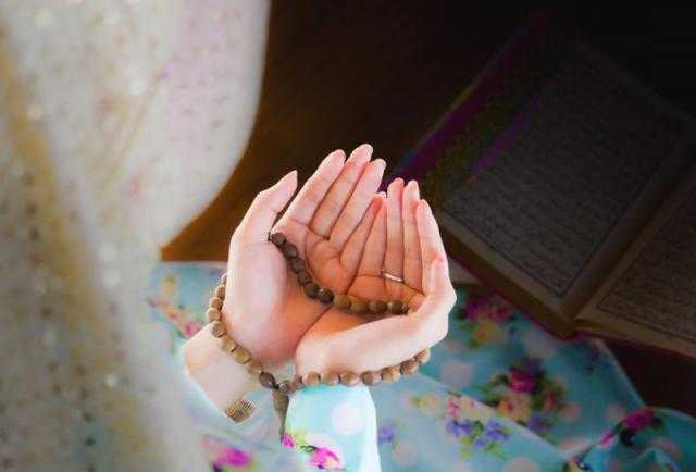 دعاء يقال يوم الجمعة ووقت ساعة الإجابة