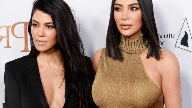 كيم كاردشيان تهدد شقيقتها بـ”الطرد” من برامجهما... لهذا السبب