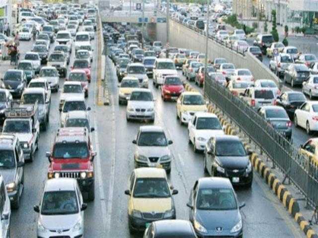كثافات مرتفعة بمحاور القاهرة والجيزة