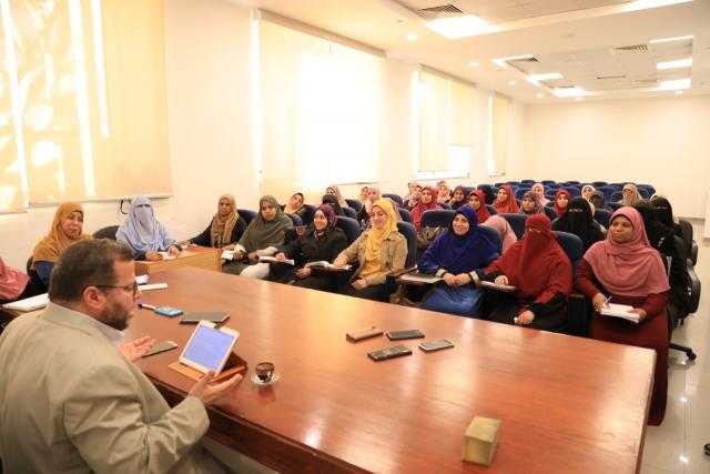 ”البحوث الإسلامية” يعقد دورة تدريبية لواعظات الأزهر