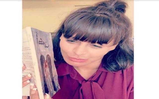 الكويتية ليلى العنزى: مشاركتي في معرض القاهرة الدولي للكتاب شرف كبير ليّ