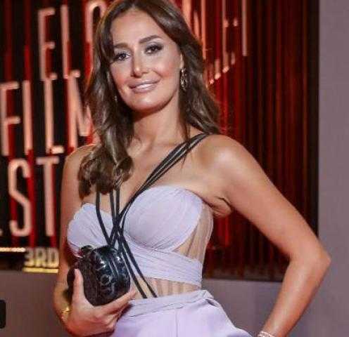 تفاصيل مثيرة عن قصة حب حلا شيحة ورجل أعمال شهير منها هديته الثمينة لها