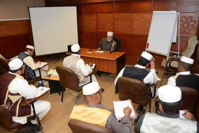 تواصل فعاليات الدورة التدريبية لأئمة ليبيا بمنظمة خريجي الأزهر