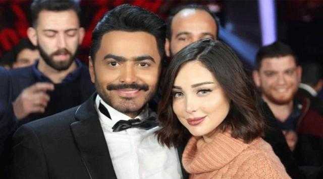 تامر حسني يهنئ زوجته.. اعرف التفاصيل
