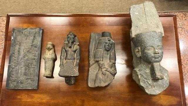 القبض على 7 أشخاص بحوزتهم تماثيل أثرية بمنطقة السلام