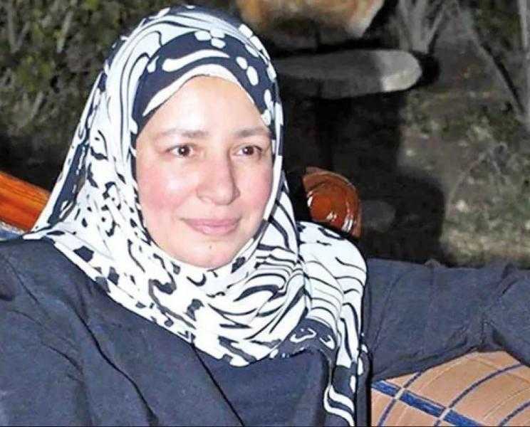 مدحت العدل: عبلة كامل موهبة نادرة الوجود.. ولم أقل إنها مريضة