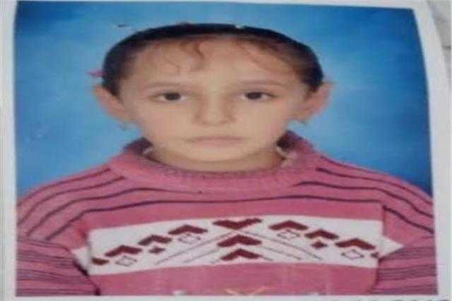 ربة منزل بالبحيرة تذبح طفلة وتخفي جثتها فوق الدولاب