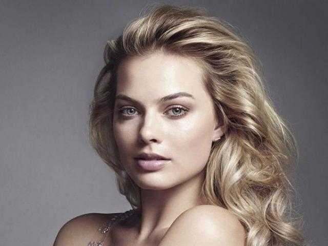 الأسود يبرز أناقة مارجوت روبي بحفل BAFTA (صور)