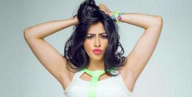 ميرهان تتألق في أحدث ظهور لها بـ لوك جديد
