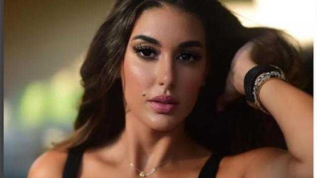 شاهد.. ياسمين صبري تستعرض لياقتها داخل الجيم