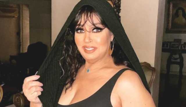بفستان جرئ.. شاهد فيفي عبده على إنستجرام