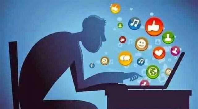 نصائح لتنظيف حسابك على شبكات التواصل الاجتماعي.. تعرف عليها