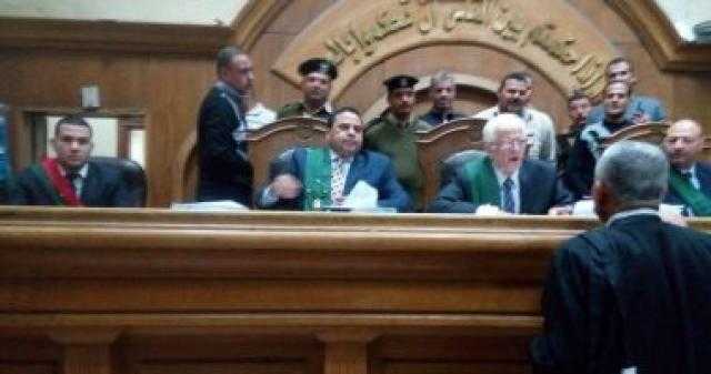 تأجيل محاكمة 8 متهمين بسرقة مواطن بالإكراه لـ8 مارس