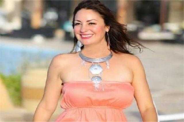 فى عيد الحب.. نرمين الفقى تخطف أنظار جمهورها