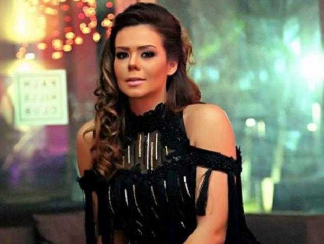 إيمى سالم تخطف الأنظار بإطلالتها المثيرة في أحدث جلسة تصوير