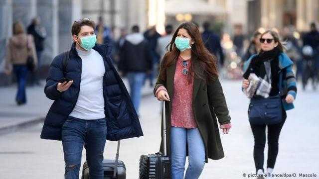 إيطاليا.. فيروس كورونا يرفع أسعار ”الكمامات” إلى مبالغ خيالية!