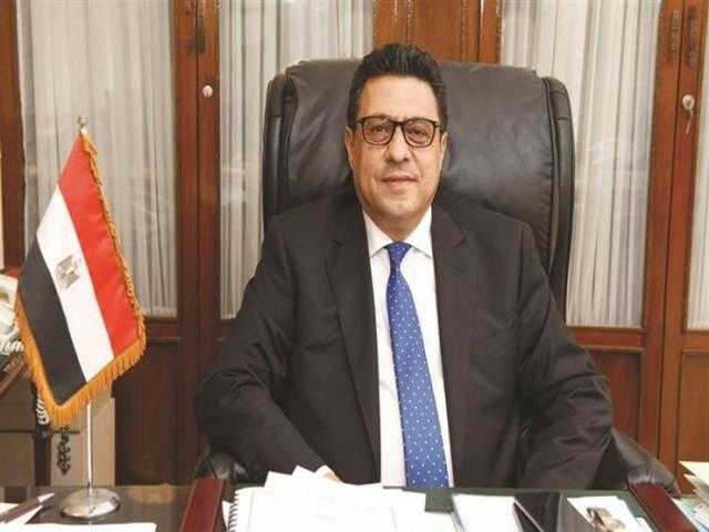 سفير مصر يبحث مع مسؤول كويتي الإجراءات ضد «كورونا»