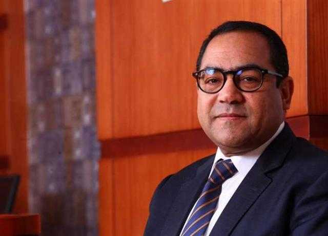 رئيس التنظيم والإدارة أمام البرلمان : انتهاء التعامل ورقيا بأجهزة الحكومة فى 2021