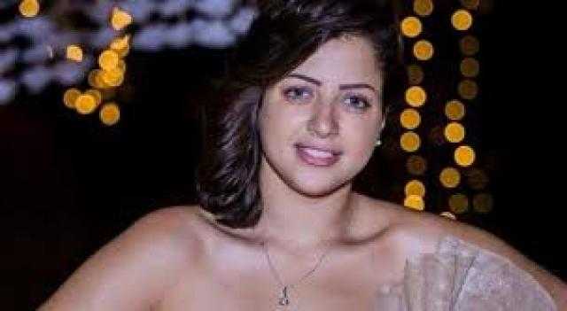 منى فاروق تشعل السوشيال ميديا بـ جلسة تصوير جديدة