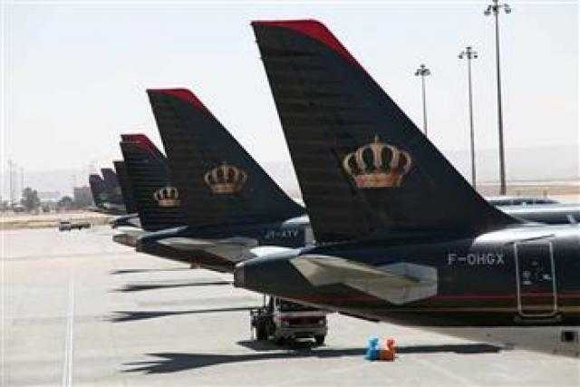 الأردن يواجه «كورونا» بتعليق الطيران والتعليم والصلاة
