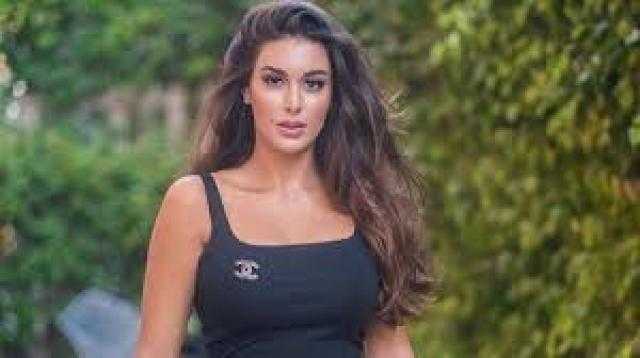 مفاجآت حول خاتم خطوبة ياسمين صبري
