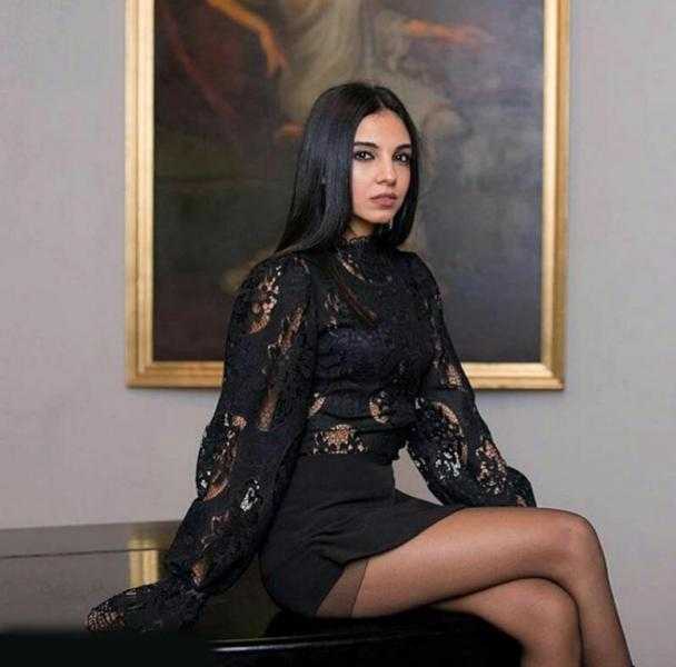 بإطلالة مثيرة.. سلمى أبو ضيف تخطف الأنظار عبر إنستجرام