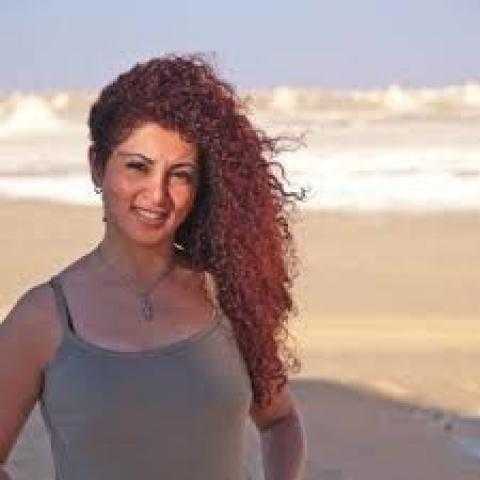 شاهد .. أول فنانة مصرية تعلن إصابتها بـ كورونا