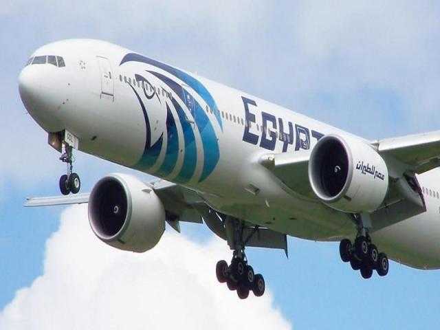 على 3 رحلات.. المصريين الأحرار يعيد 510 عالقا بجدة