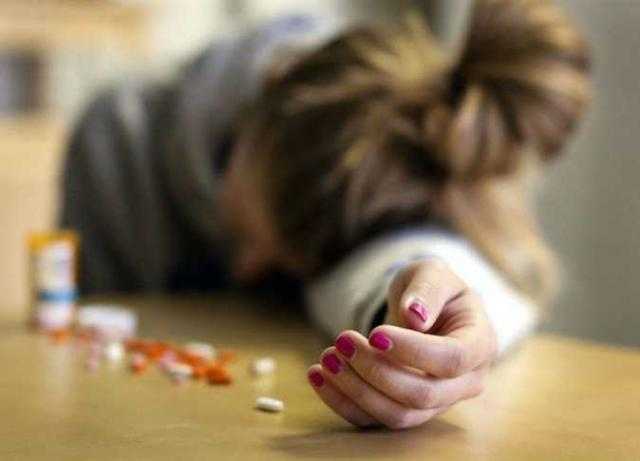 انتحار طالبة في المرحلة الإعدادية بالسويس