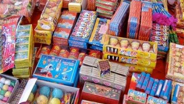 إحاط دخول 20 مليون عبوة شماريخ وألعاب نارية