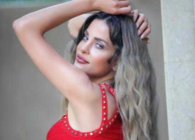 دومينيك حوراني تشعل السوشيال ميديا