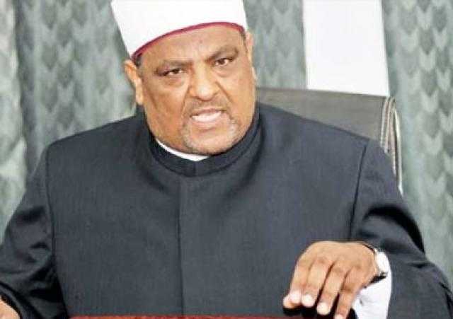 عباس شومان: فتاوى الإفطار خوفا من كورونا باطلة وفتح لباب التهاون